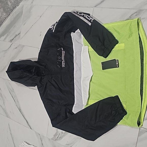 Rare Nasa wind breaker pull over  jacket #volt size medium - Picture 2 of 13